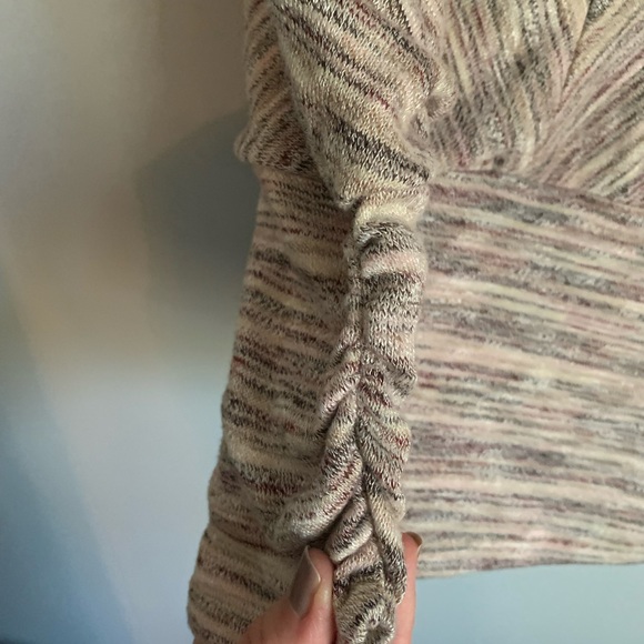 EUC Women’s Knox Rose top size Small - Picture 4 of 9